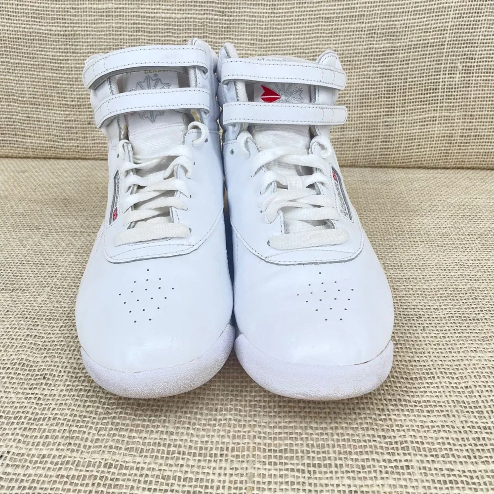 Reebok Freestyle Hi Womens White Leather High Top Sneakers 2431 Size 10